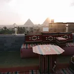 Tuya Pyramids Queen