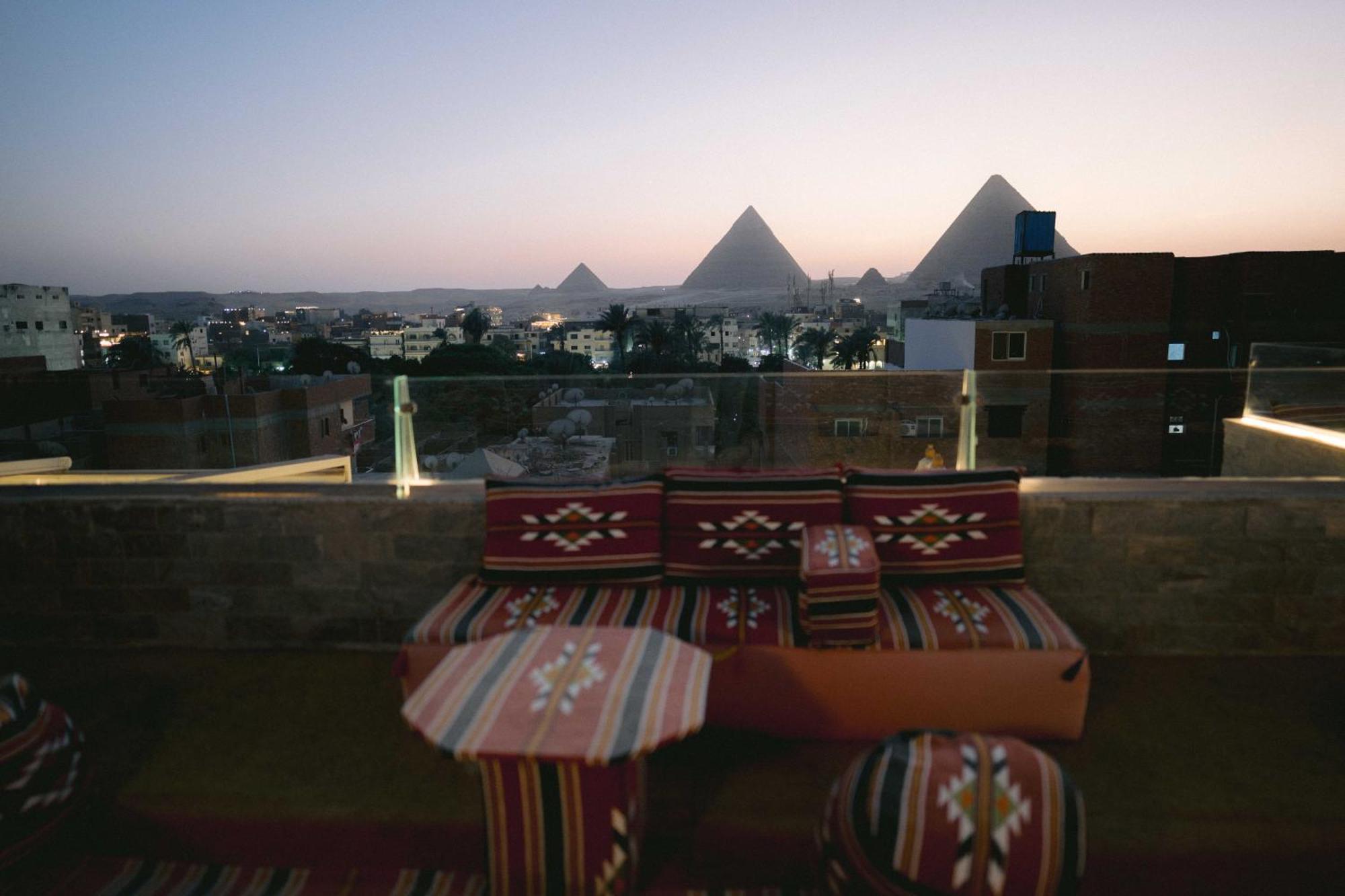 Tuya Pyramids Queen Cairo